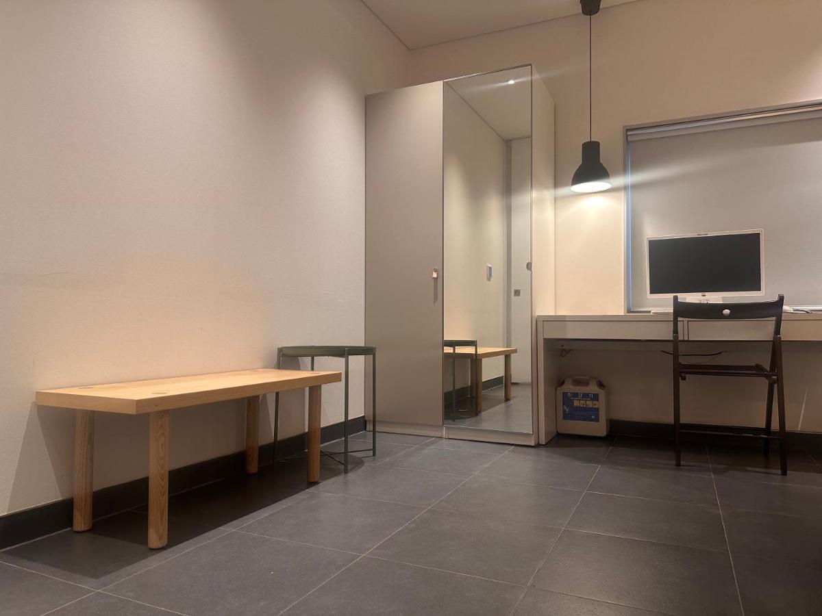 Gwangju Hotel The Spot Gwangju Metropolitan City Екстер'єр фото